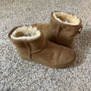 UGG Classic Mini Chestnut Boots